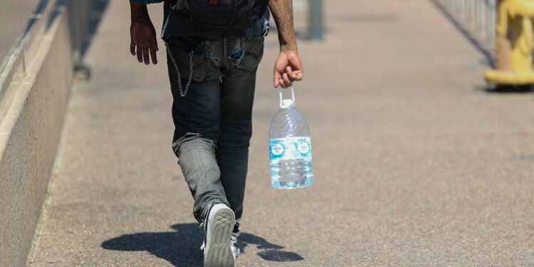 Kamala Harris, Donald Trump tout some fossil fuels as Arizona voters voice climate change concerns