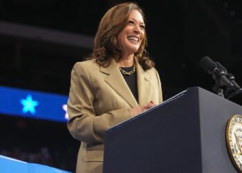 Kamala Harris' latest Arizona visit is a campaign record. Here's why