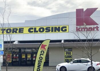 Kmart to close its last full mainland US location