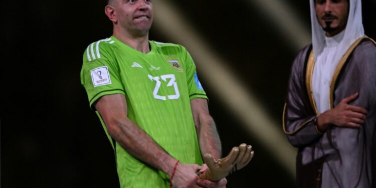 FIFA ban Argentina goalkeeper Martinez for 'offensive behaviour'