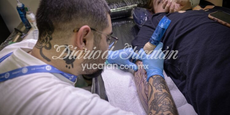 Cumbre de tatuadores de América en Guatemala: exhiben su arte (FOTOS)