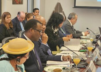 Min. Todd attends meeting on roadmap for integration of South America
