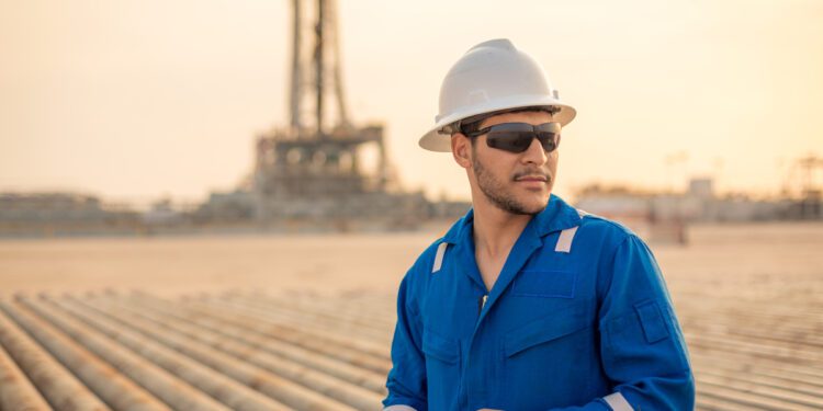 3 High-Yield Oil and Gas Dividend Stocks Hovering Around 52-Week Lows to Buy in September