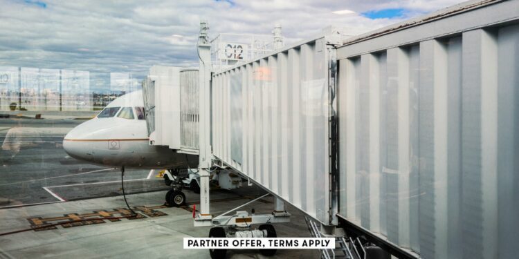 A gamble on Alaska miles — why I applied for 2 Hawaiian Airlines cards on the same day