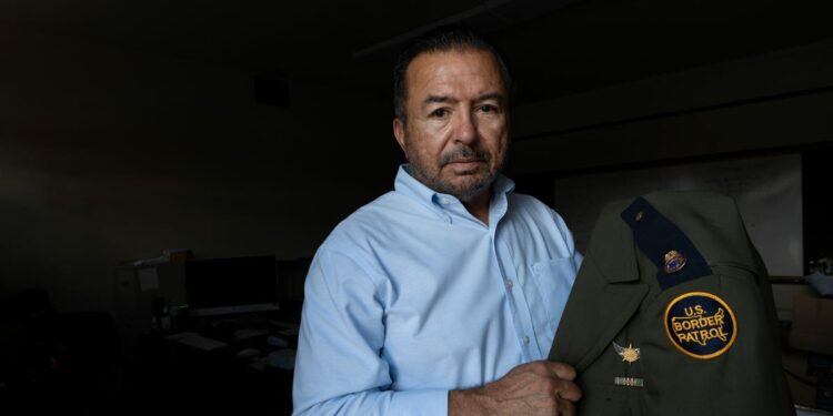 A long-time Border Patrol agent has a new job: Migrant aid