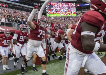 Alabama holds steady in the AP Top 25 after a fourth quarter comeback against USF