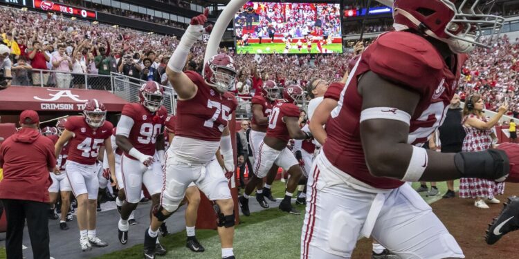 Alabama holds steady in the AP Top 25 after a fourth quarter comeback against USF