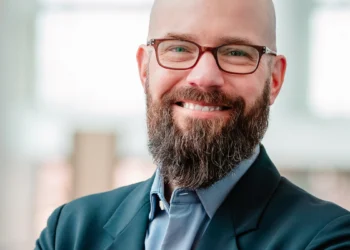 Alaska Engineer Given Global Duties at HDR