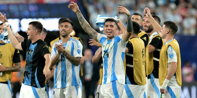 Argentina warn fans FIFA will sanction over offensive chants