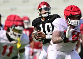 Arkansas football predictions 2024: See our game-by-game picks