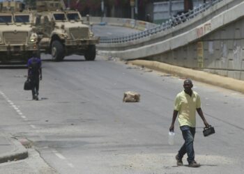 Blinken arrives in Haiti to show US support for fighting gang violence