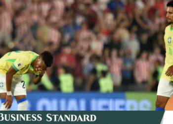 Brazil lose 1-0 against Paraguay in tame display