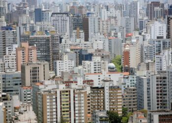 Brazil’s Tightening Cycle Set to Miss Market Forecast, JPM Says