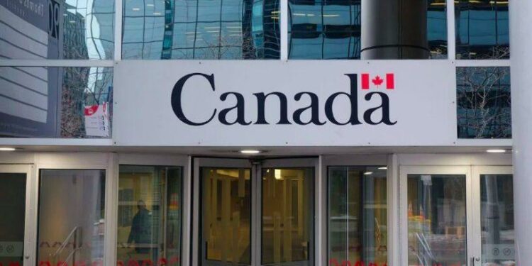 Canada issues new travel advice on ‘sloth fever’