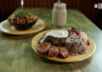 Chicago's only Costa Rican restaurant remains popular after 3 decades in business