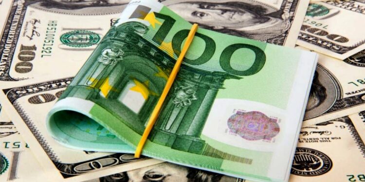 Currency Exchange Rates in Cuba's Informal Market: USD, EUR, and MLC