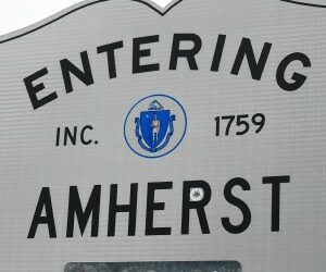 Daily Hampshire Gazette - Around Amherst: 50 ready to take oath, become Americans