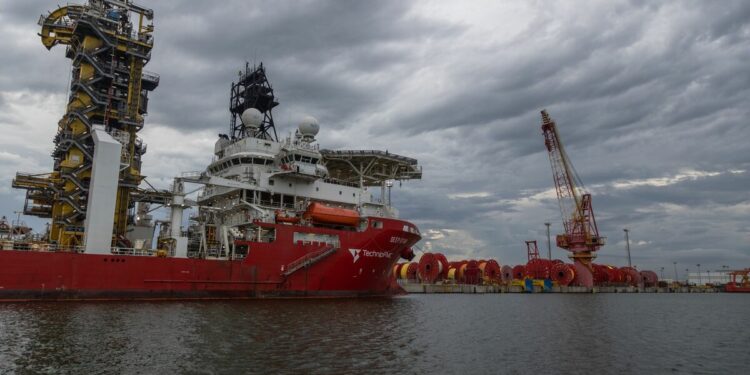 EIG to Boost Exports With Repsol (REP SM) as New Client From Brazil Port