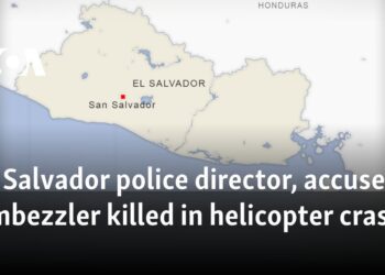 El Salvador police director, accused embezzler killed in helicopter crash 