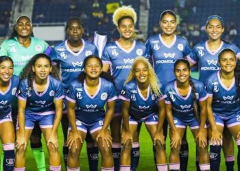 El Santa Fe de Vasthy Delgado sufrió una dolorosa derrota contra el América en México