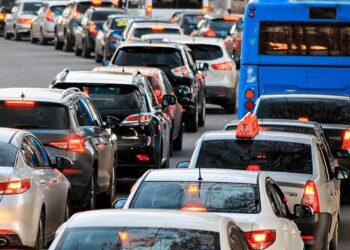 El paÃs de América Latina con el peor tráfico vehicular de la región: conductores pierden más de 150 horas al año | Perú | el peor tráfico en Sudamérica | Perú tiene más tráfico vehicular que carros vendidos | Perú no es el que más gasta en gasolina | precio de la gasolina en Perú | que se celebra hoy en Perú | feriado en Perú | 30 de agosto | | Mundo