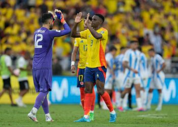 FIFA World Cup South American Qualifiers 2026: Colombia Stun Lionel Messi-less Argentina 2-1