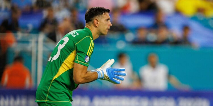 FIFA suspends Argentina goalkeeper Emiliano Martínez for two World Cup Qualifying matches in October. Here’s why