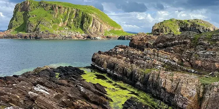 The limestone beds of the pre-glacial Garvellach Formation, West Scotland