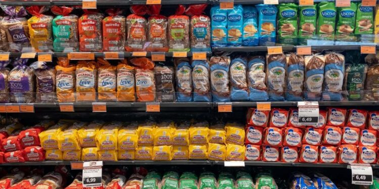 Grupo Bimbo boosts Brazil presence with Wickbold buy