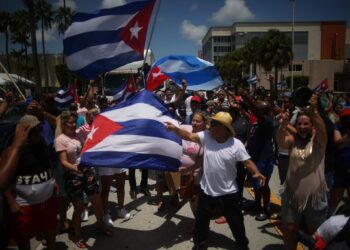 How Cuba Divides the Right