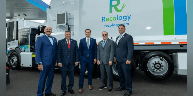 Hyzon, New Way, and Recology showcase North America’s first hydrogen fuel cell electric refuse collection vehicle