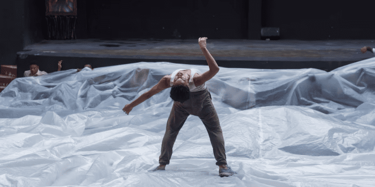 In Panama neighbourhood, dance is a ray of hope for children caught in cycle of poverty and strife