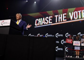 Inside The Trump Campaign’s Plan to Win Arizona