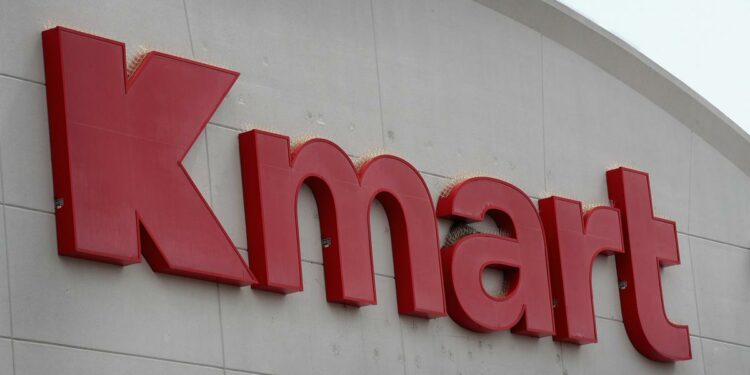 Iowa and the Nation Bid Farewell to the Last Kmart Store [WATCH]