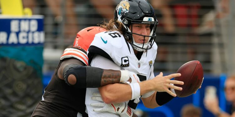 Jaguars land Travis Hunter, Browns draft Shedeur Sanders