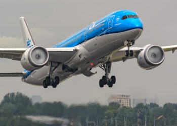 KLM terá 155 destinos no inverno europeu e amplia oferta de classe Premium Comfort