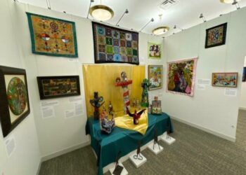 7741574_web1_ptr-haitiartexhibit