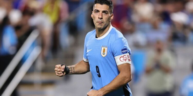 Luis Suárez to retire from Uruguay after Friday's WC qualifier