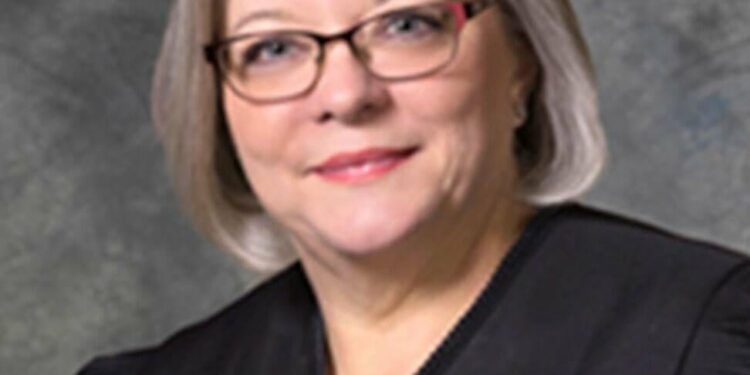 Many New Mexico counties lack funding, volunteers for foster child advocate program | Local News