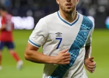 Aaron Herrera, el jugador de Guatemala con mejor valoración en eFootball 2025.