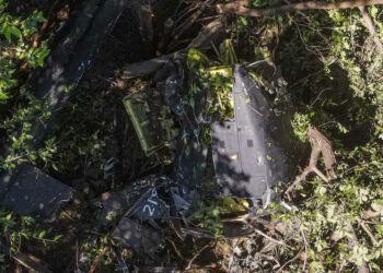 Police director and fugitive banker among 9 killed in military helicopter crash in El Salvador