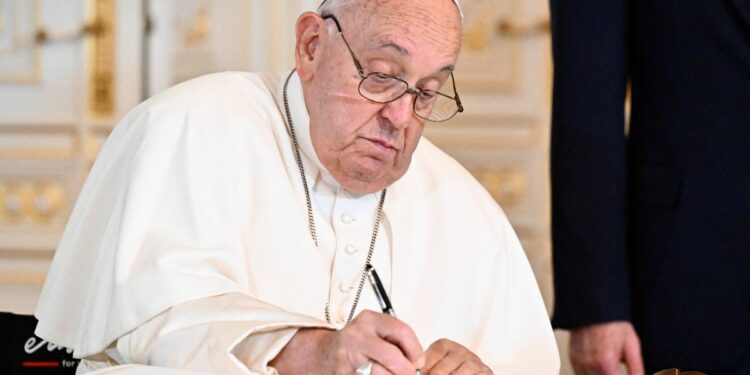 Pope Francis expels 10 for 'sadistic' abuses in Peru sect