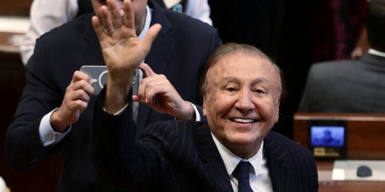 Real estate magnate who came close to winning Colombia's presidential election dies from cancer