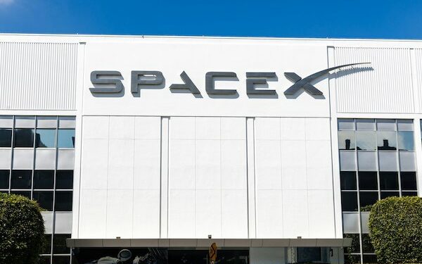 SpaceX pledges US$1.5b investment in Vietnam during Starlink talks