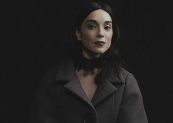 St. Vincent Announces Spanish-Language Version 'All Born Screaming', Shares New Single