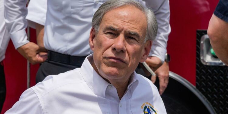 Texas officials declare Venezuelan gang a terrorist group, back Trump claims about migrants