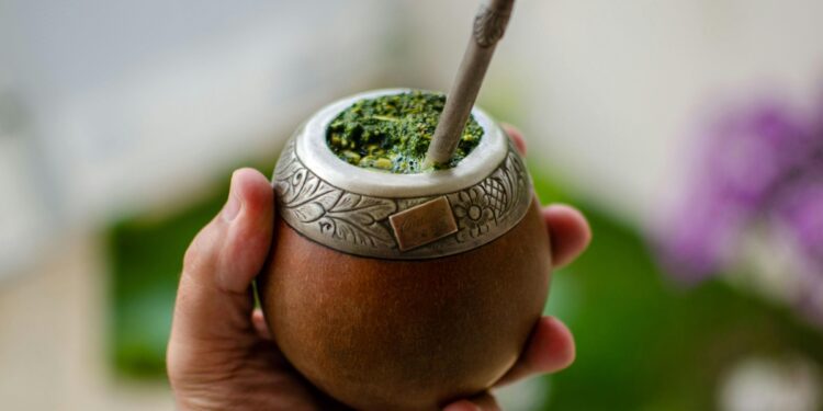 The right way to drink yerba mate