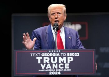 Trump calls for 100% tariffs on cars made in Mexico as part of US manufacturing plan – The Denver Post