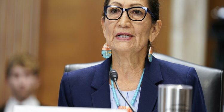 US Interior Secretary announces restoration of the once-endangered Apache trout species in Arizona