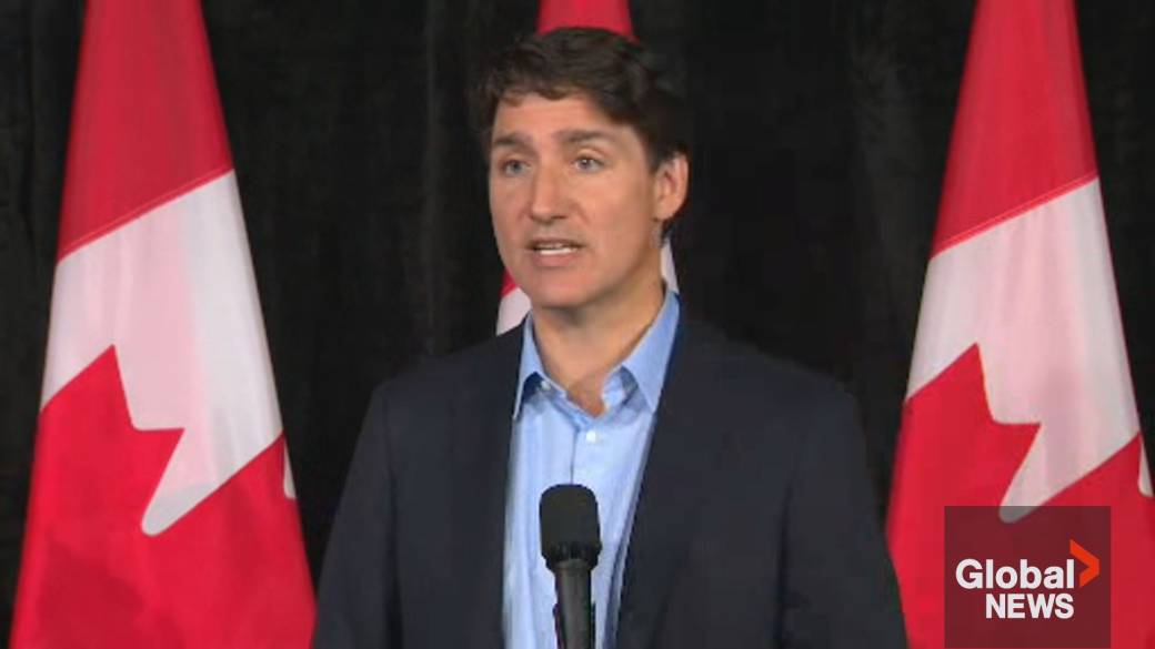 Click to play video: 'Trudeau announces new tariffs on Chinese EVs'